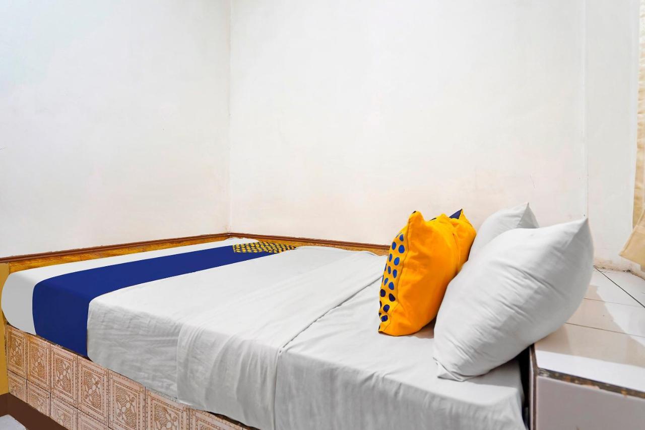 Spot On 91444 Hotel Arimbi باندونج المظهر الخارجي الصورة