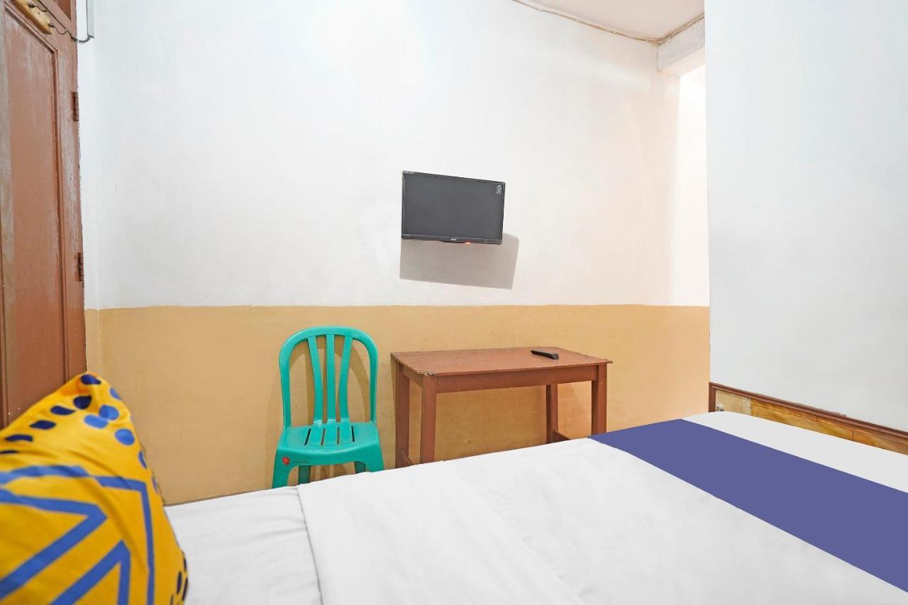 Spot On 91444 Hotel Arimbi باندونج المظهر الخارجي الصورة