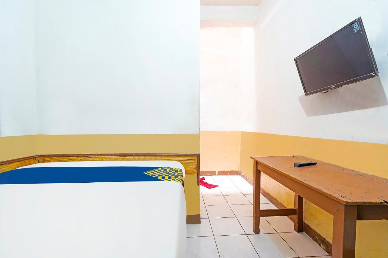 Spot On 91444 Hotel Arimbi باندونج المظهر الخارجي الصورة