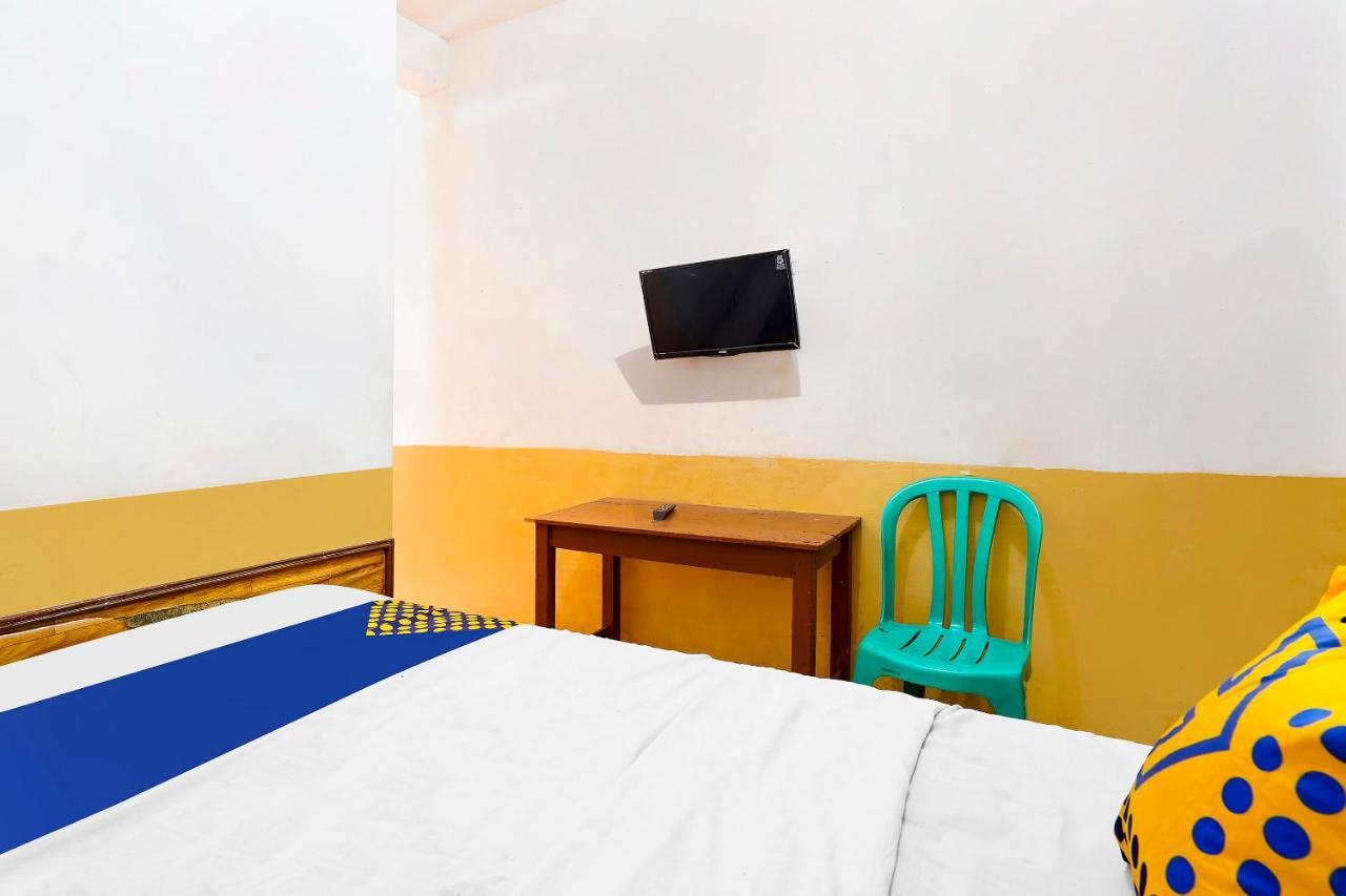 Spot On 91444 Hotel Arimbi باندونج المظهر الخارجي الصورة